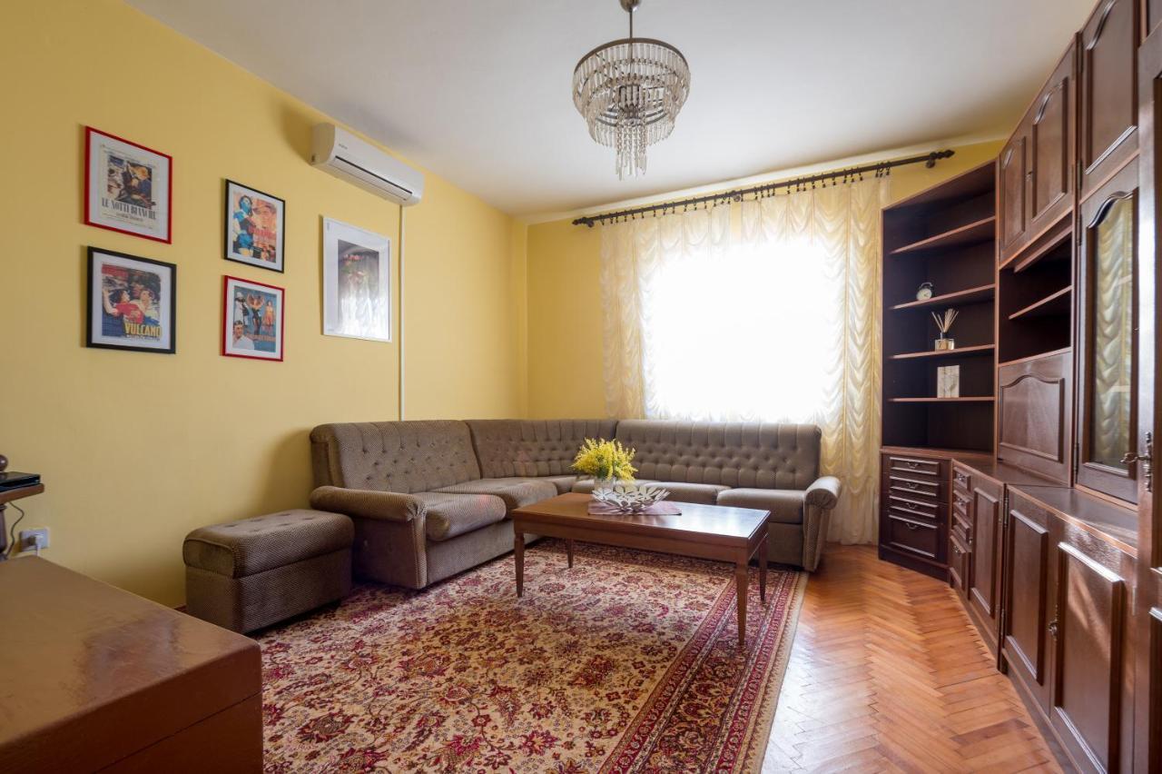 Holiday Home Nives Tivat Exterior photo