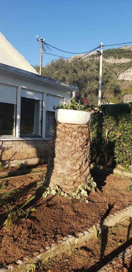 Holiday Home Nives Tivat Exterior photo
